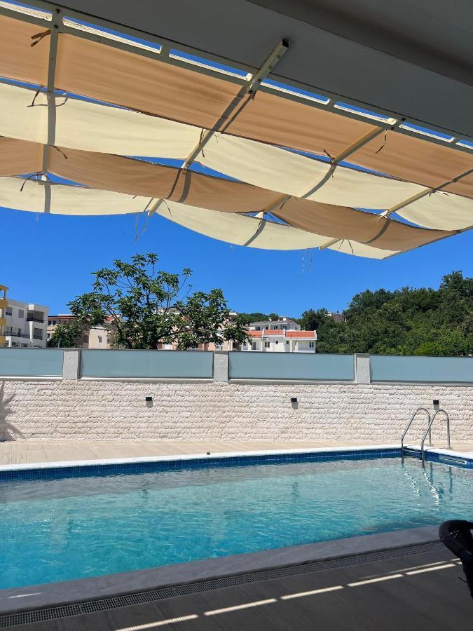 Apartments Fat E Jet - Pool & Breakfast Улцинь Екстер'єр фото