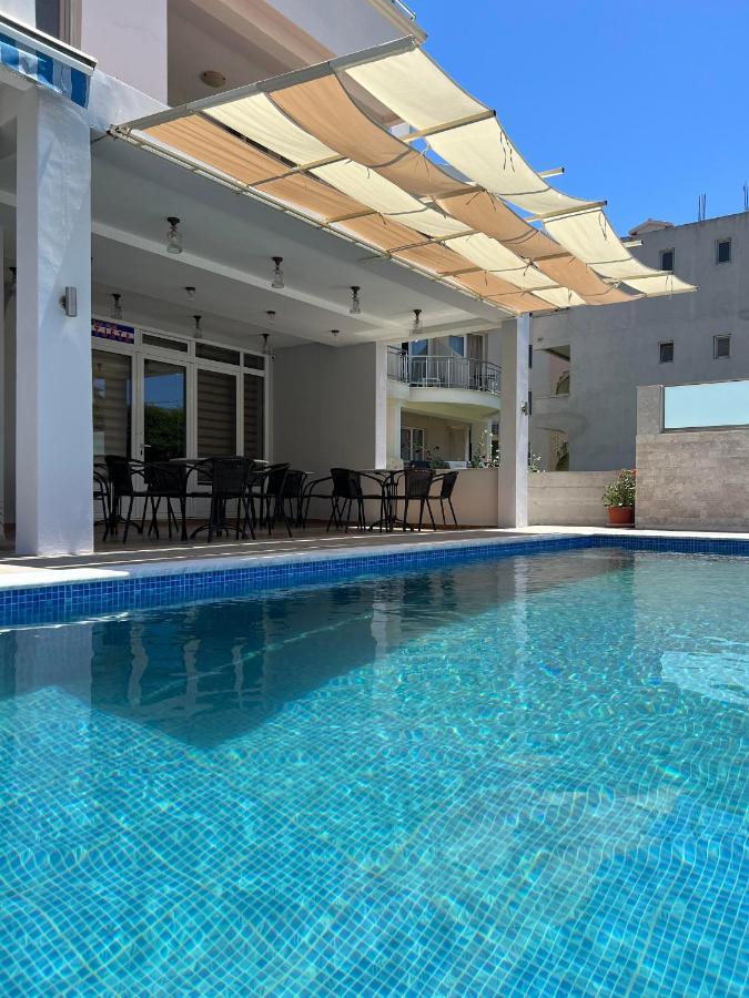 Apartments Fat E Jet - Pool & Breakfast Улцинь Екстер'єр фото