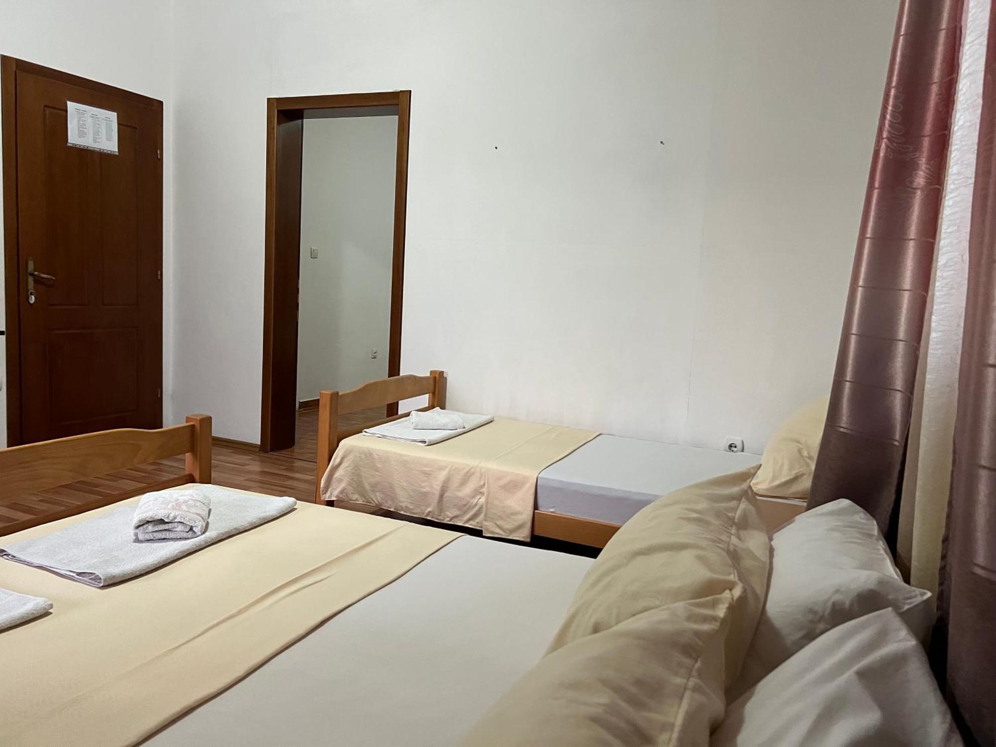 Apartments Fat E Jet - Pool & Breakfast Улцинь Екстер'єр фото