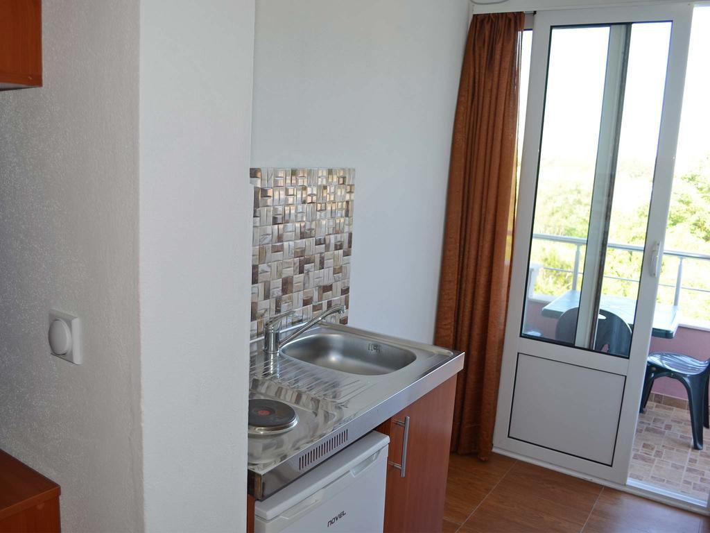 Apartments Fat E Jet - Pool & Breakfast Улцинь Екстер'єр фото