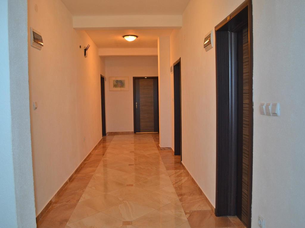 Apartments Fat E Jet - Pool & Breakfast Улцинь Екстер'єр фото