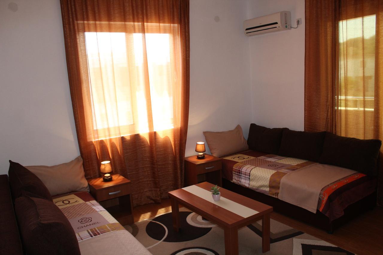 Apartments Fat E Jet - Pool & Breakfast Улцинь Екстер'єр фото