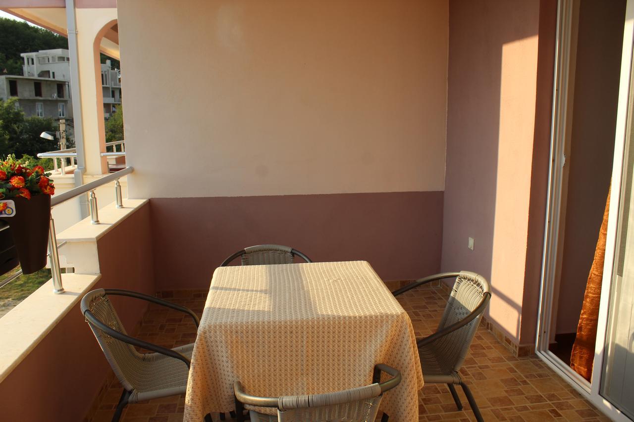 Apartments Fat E Jet - Pool & Breakfast Улцинь Екстер'єр фото
