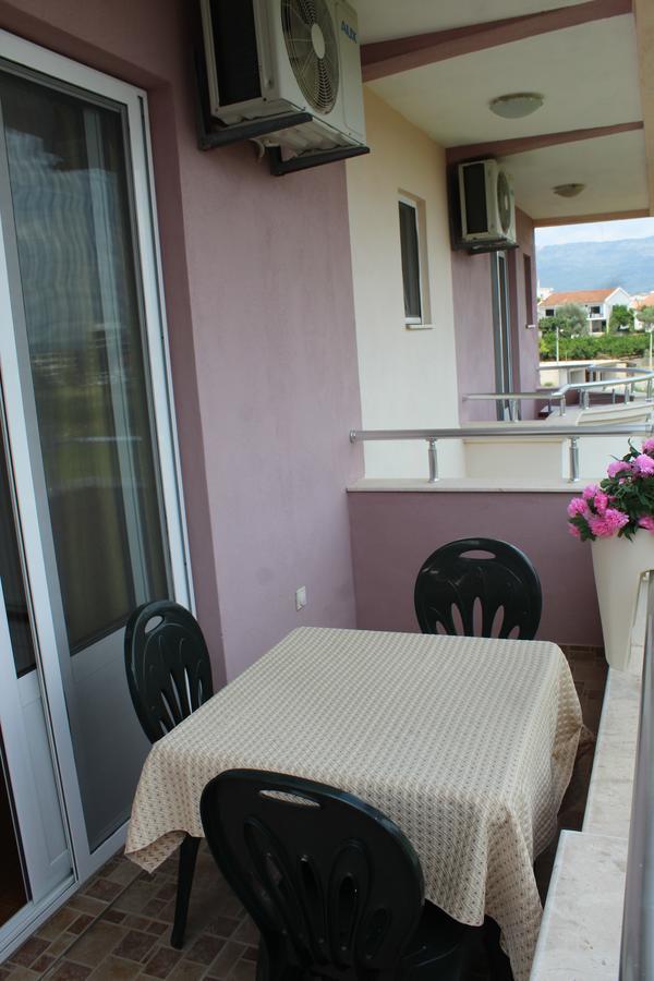 Apartments Fat E Jet - Pool & Breakfast Улцинь Екстер'єр фото